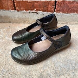 Naot Womens 39 Bronze Metallic Mary Jane Casual Shoes Loafers